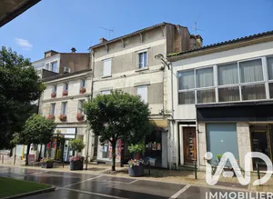Immeuble à Angoulême (16000)