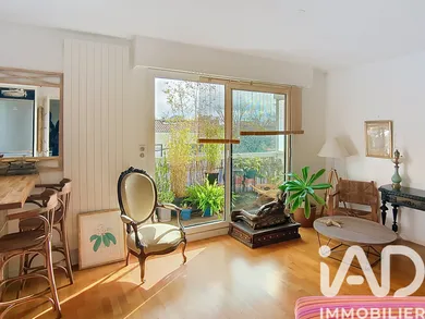 Studio à Bordeaux (33200)