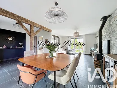 House in Soindres (78200)