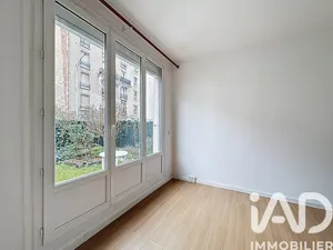 Apartment in Bois-Colombes (92270)