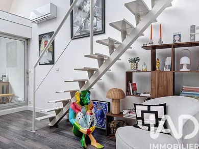 Apartment in Paris (75011)