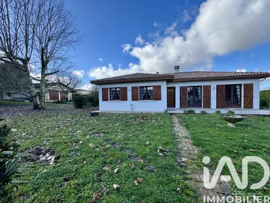 House in Ayguemorte-les-Graves (33640)