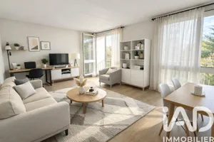 Apartment in Montigny-le-Bretonneux (78180)