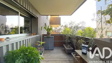 Appartement à Bordeaux (33300)