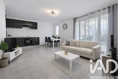 Apartment in Pau (64000)