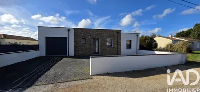 Maison d'architecte à Saint-Philbert-de-Grand-Lieu (44310)