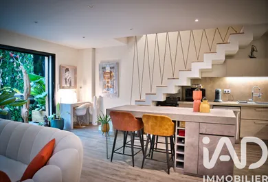 Maison de ville à Uchaud (30620)