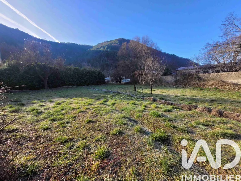 Terrain à bâtir à Digne-les-Bains (04000) · 116 000 €
