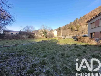 Terrain à bâtir à Digne-les-Bains (04000)