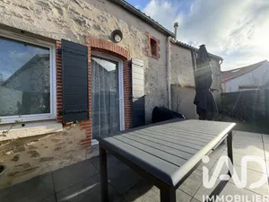 Maison à Treize-Septiers (85600)