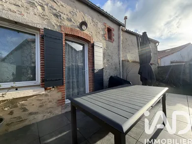 Maison à Treize-Septiers (85600)