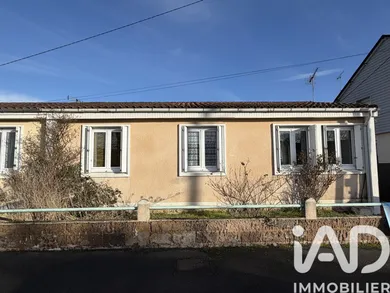 Maison à Thouars (79100)