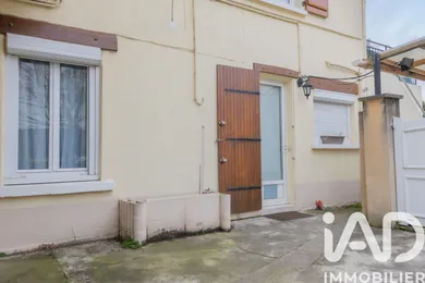 Apartment in Morangis (91420)