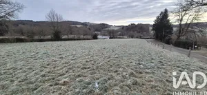 Terrain à bâtir à Vitrac (15220)