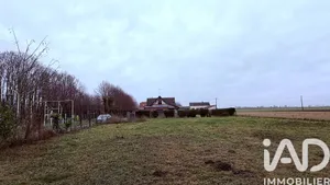 Terrain à bâtir à Rouvroy-en-Santerre (80170)