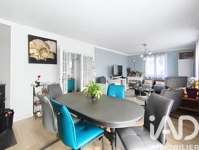 Townhouse in Verneuil d'Avre et d'Iton (27130)