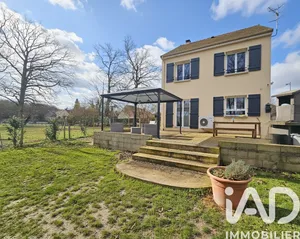 Maison à Neuilly-Saint-Front (02470)