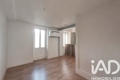 Apartment in Gasny (27620)