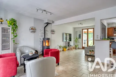 Maison traditionnelle à Chaumontel (95270)