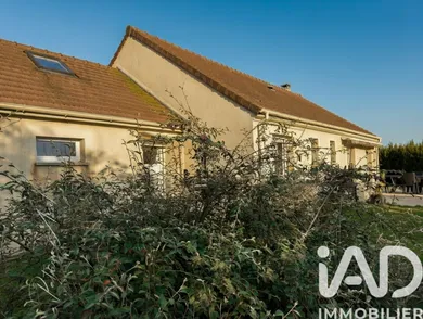 Maison traditionnelle à Griselles (45210)