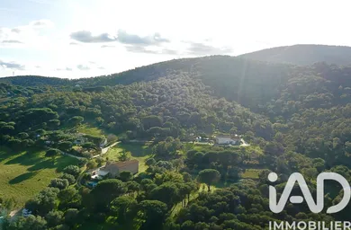 Domaine à Sainte-Maxime (83120)