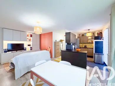 Apartment in Rosny-sous-Bois (93110)