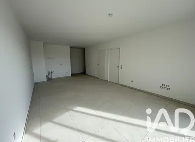 Apartment in Valergues (34130)