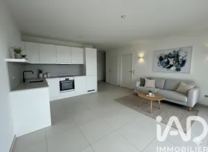 Apartment in Valergues (34130)