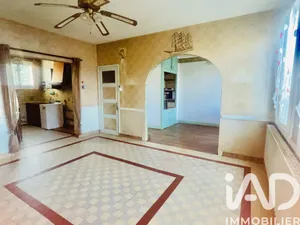 Maison traditionnelle à Le Pellerin (44640)