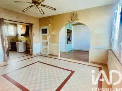 Maison traditionnelle à Le Pellerin (44640)