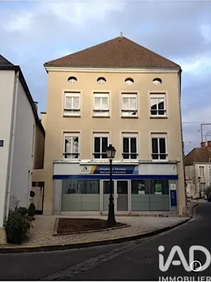 Immeuble à Puiseaux (45390)