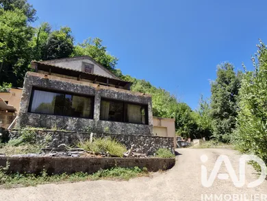 Maison de campagne à LURI (20228)