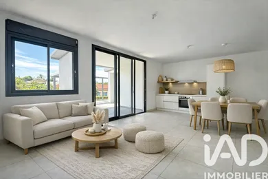 Apartment in Saint-Pierre (97410)