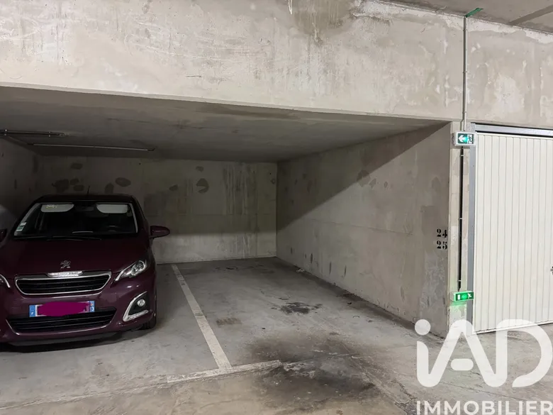 Parking 13 m² · à Martigues · 13 m² · 12 000 €