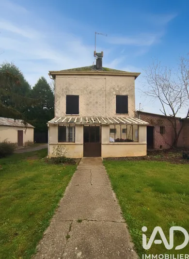 House in Launois-sur-Vence (08430)