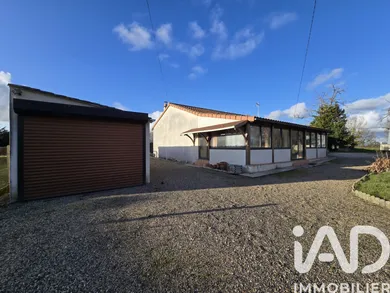 Detached house in Thouars (79100)