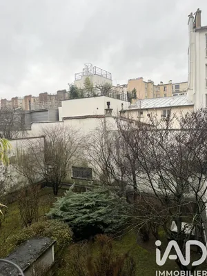 Apartment in Paris (75015)