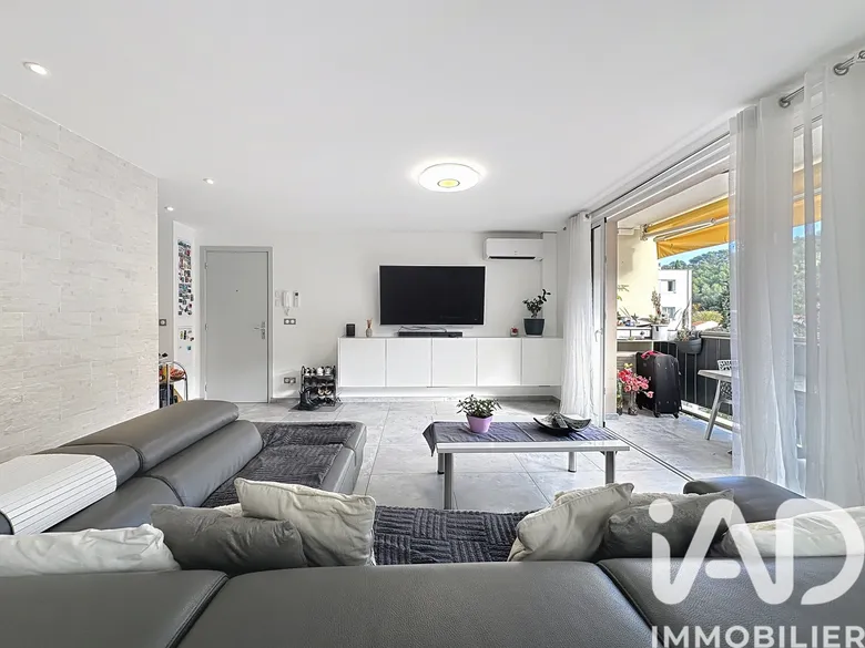 Appartement 4 pièces 90 m² · à Carnoux-en-Provence · 90 m² · 349 000 €
