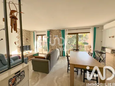 Apartment in Saint-Raphaël (83700)