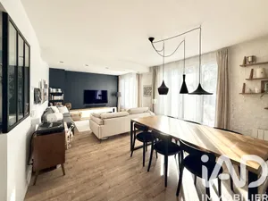 Apartment in Nantes (44300)