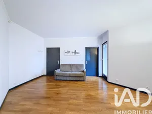Apartment in Paris (75013)
