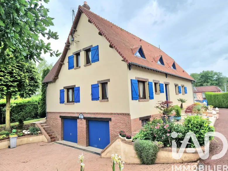 Maison 7 pièces 182 m² · à Forges-les-Eaux · 182 m² · 403 000 €