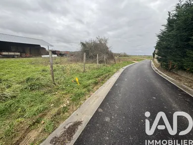 Building plot in Houdan (78550)