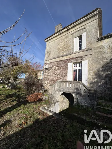 House in Francs (33570)