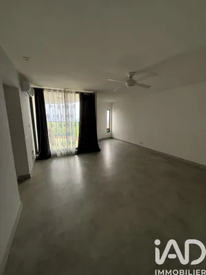 Appartement à Sainte-Clotilde (97490)