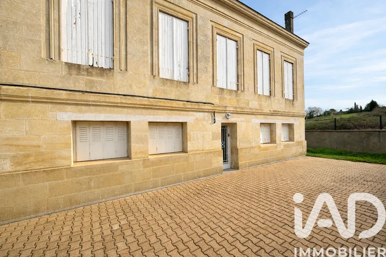 Maison 3 pièces 135 m² · à Lugon-Et-l'Île-du-Carnay · 135 m² · 136 000 €