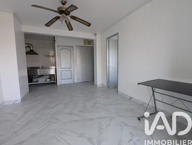 Apartment in Toulon (83000)