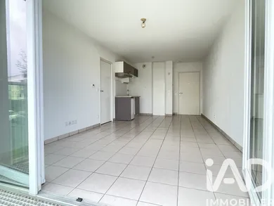 Apartment in Le Haillan (33185)