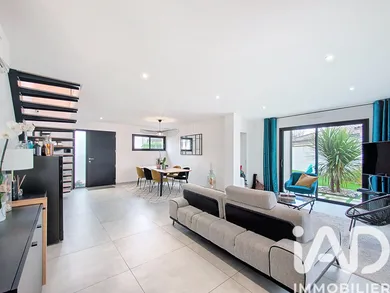 House in Blanquefort (33290)