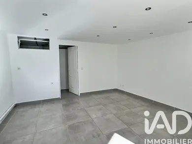 Apartment in Bandol (83150)